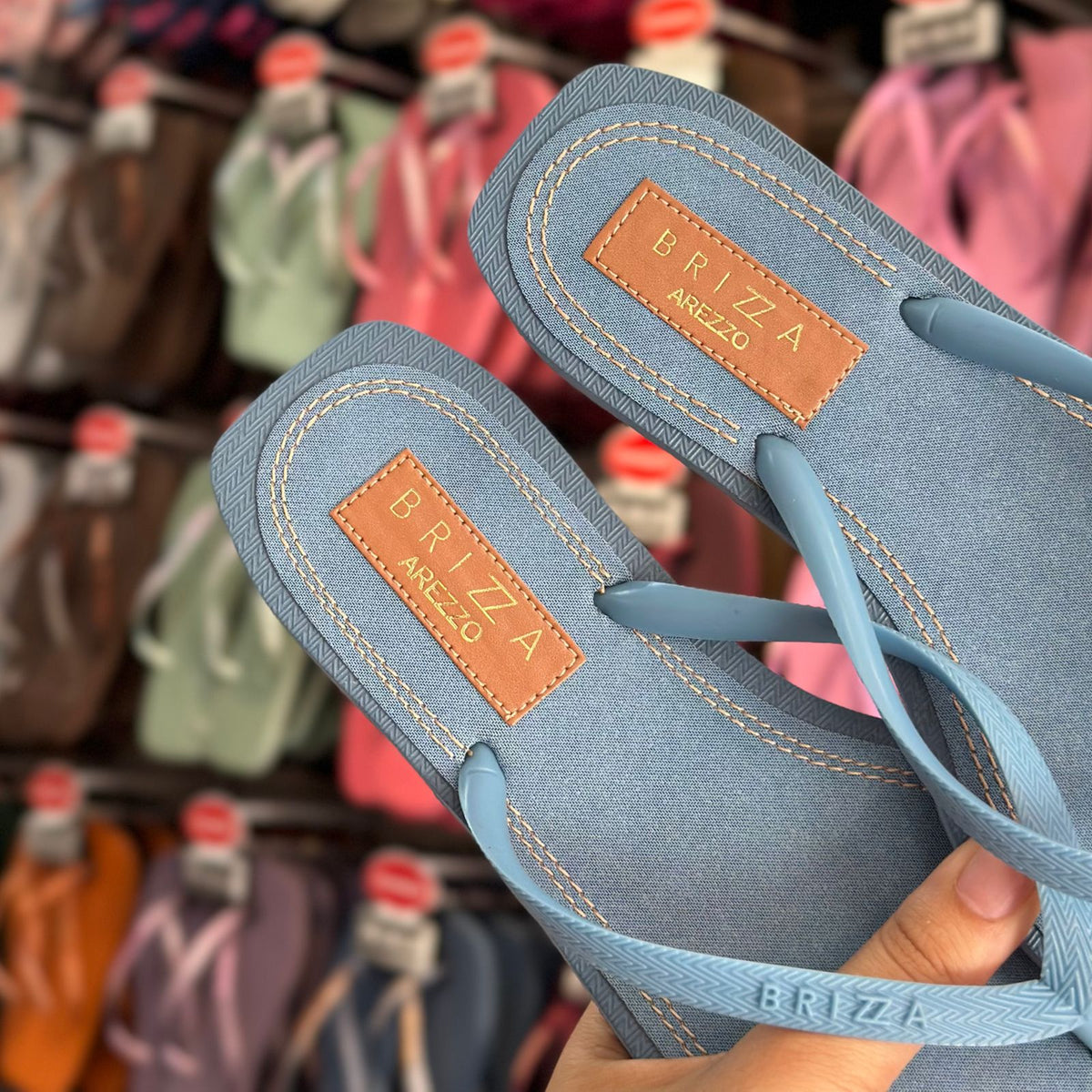 Chinelo de Dedo Arezzo Azul Jeans Square Brizza Z190270063