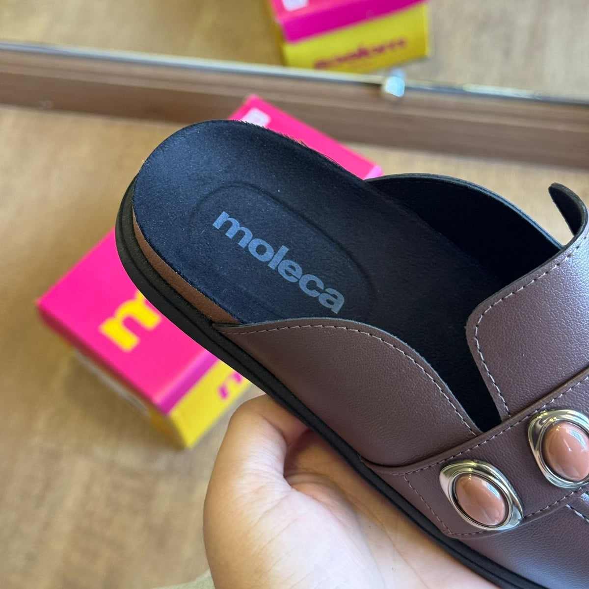 Mule Moleca Detalhe Em Pedrarias 5826.104