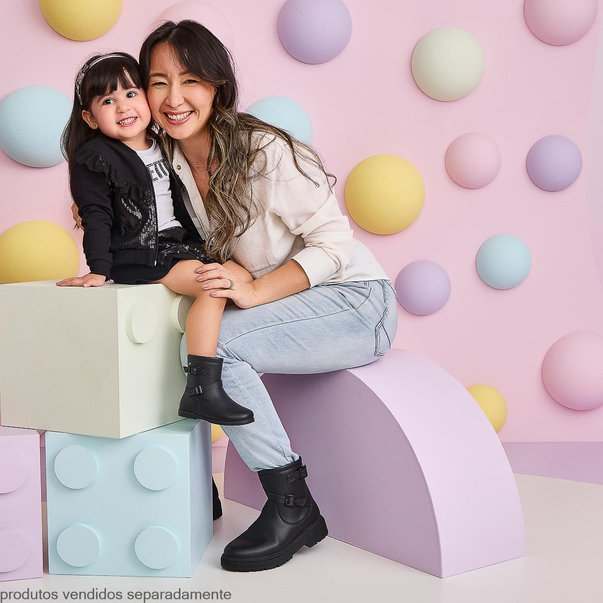 Bota Infantil Feminina Rubi Tal Filha Tal Mãe Fivelas Preta