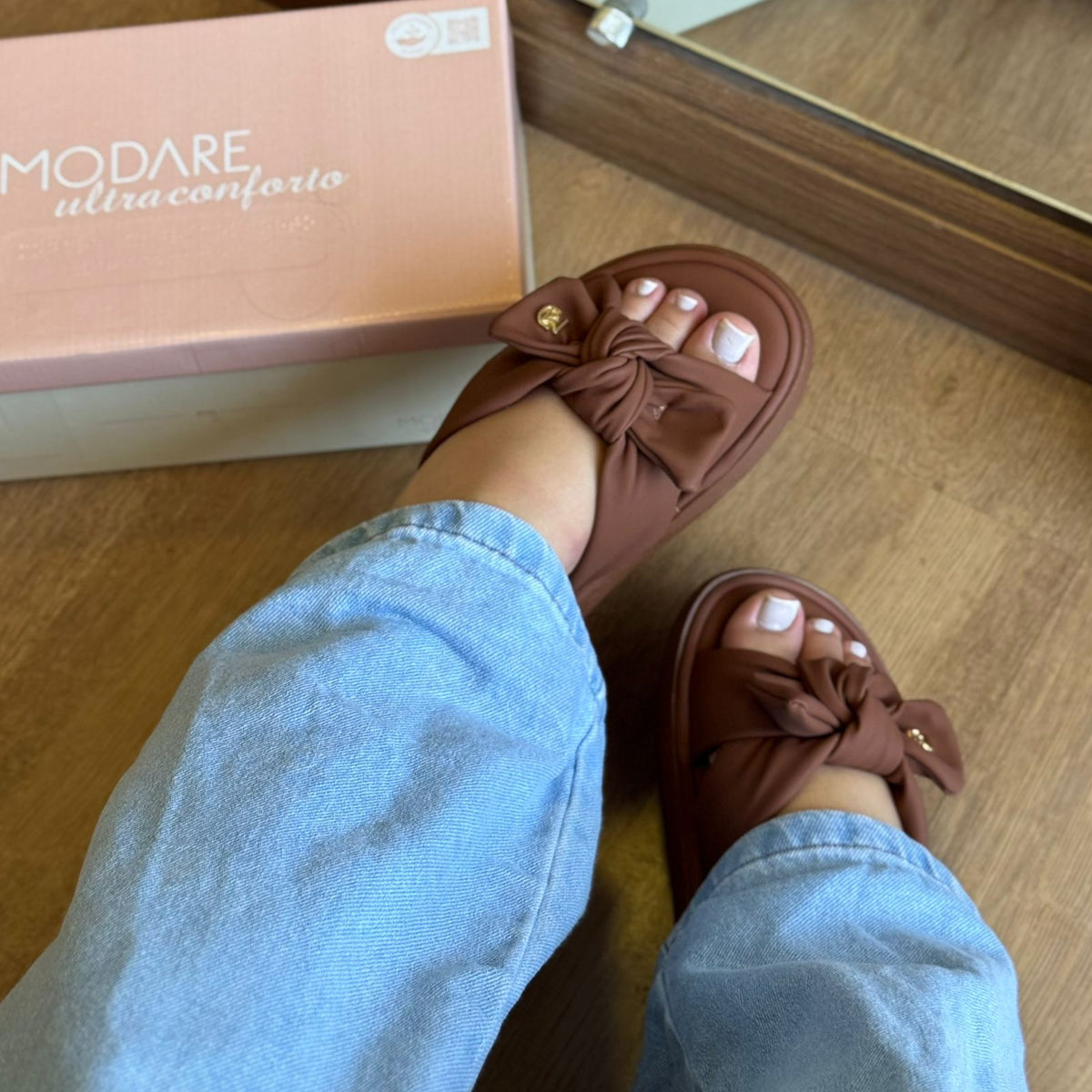 Sandália Modare Detalhe De Laço 7208.101 - OFERTA
