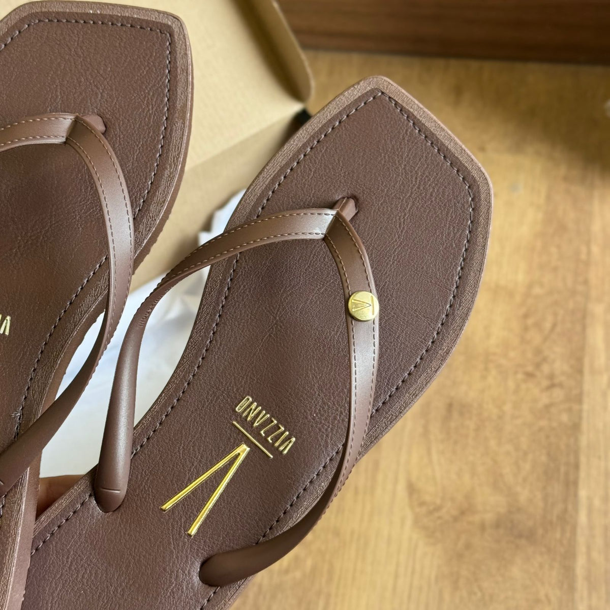 Chinelo Vizzano Detalhe da Marca Liso 6531.100