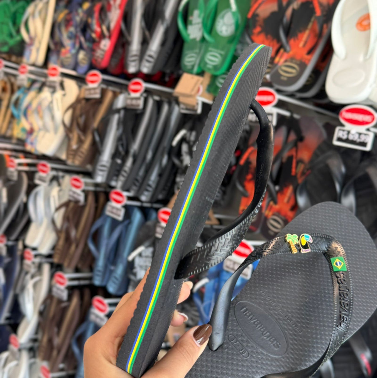 Havaianas Brasil + Pin Tucano e Coqueiro