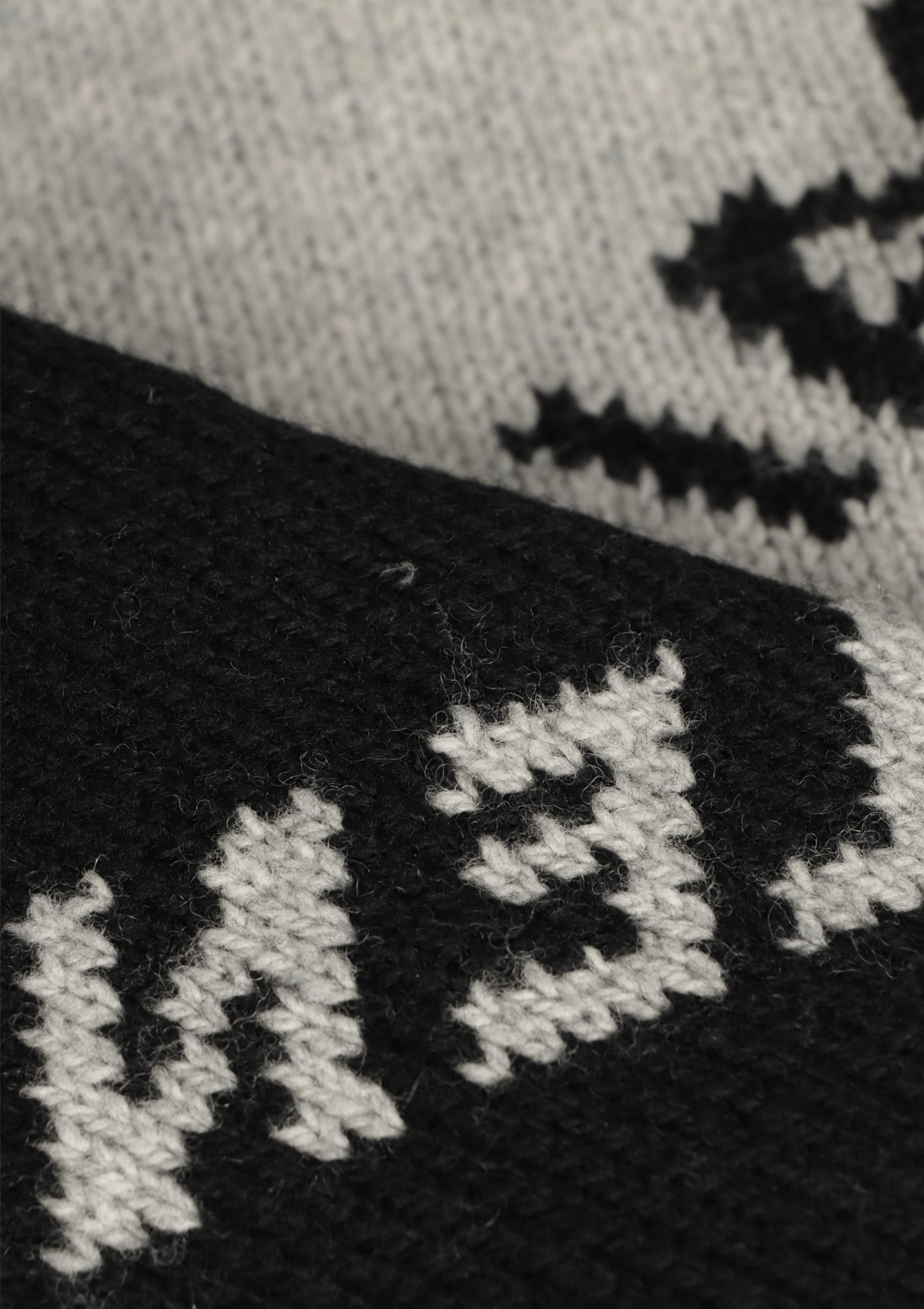 LOGO WOOL SCARF