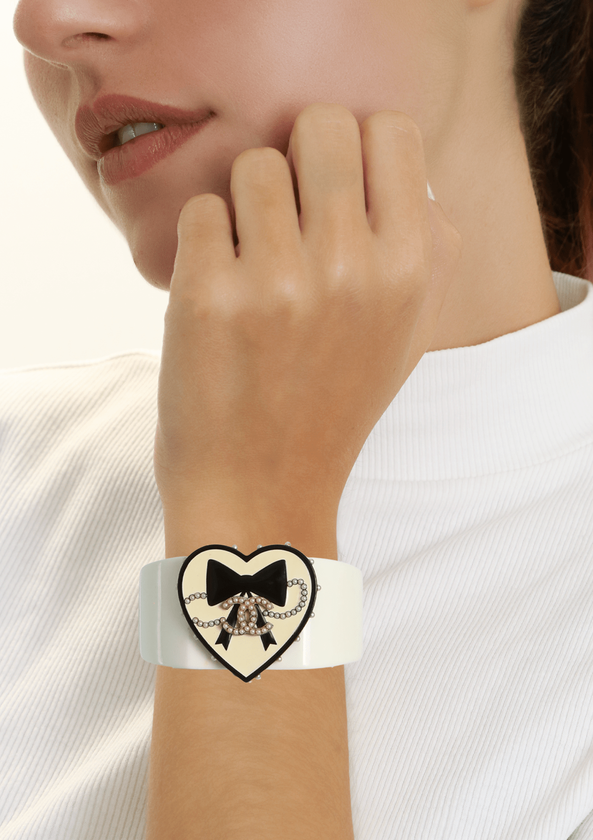 CC HEART BANGLE BRACELET