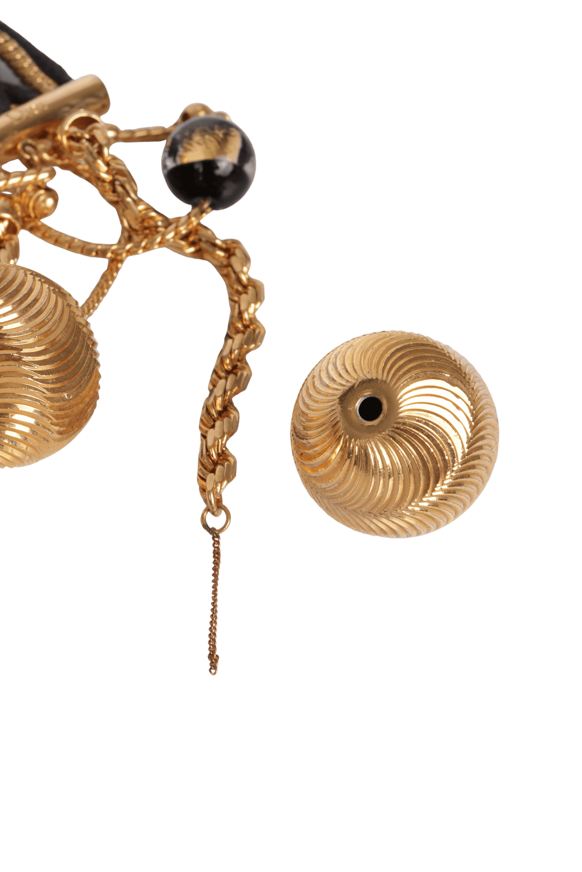 SPHERE NECKLACE
