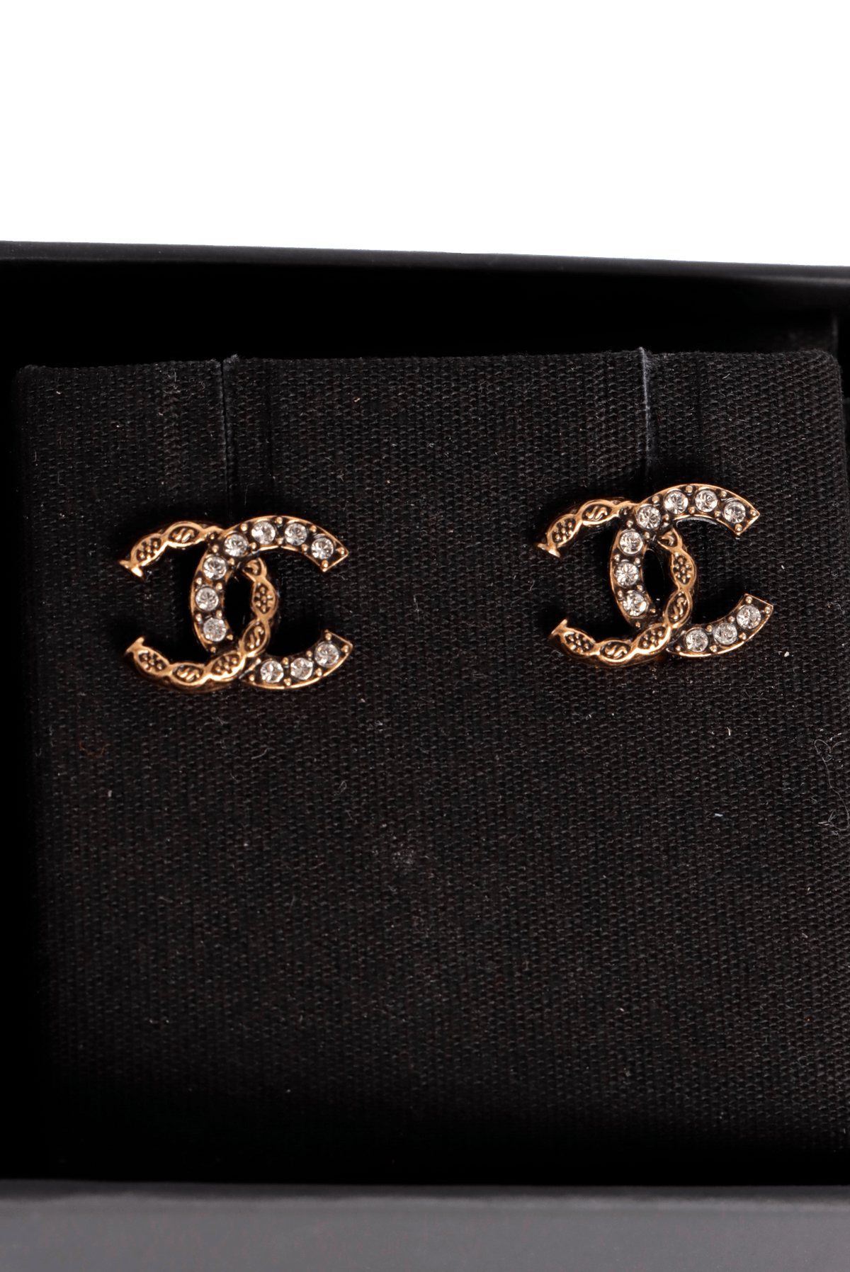 CC LOGO EARRINGS