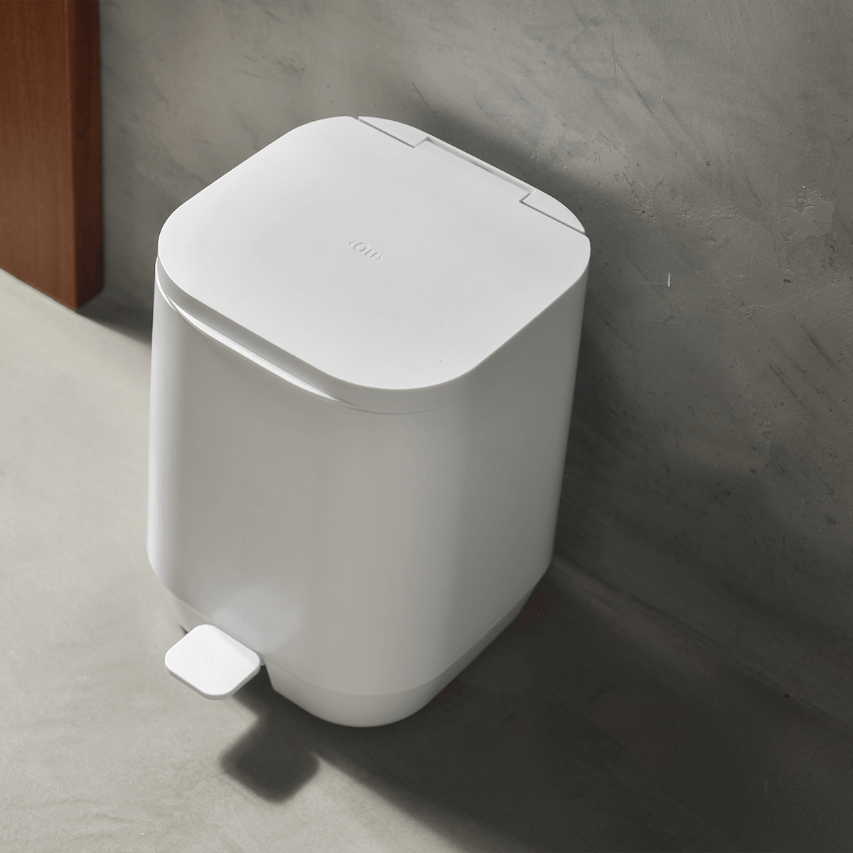 Kit de banheiro com lixeira com pedal Ou 2 peças Linha Aura - Ou